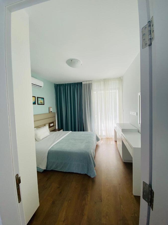 Victoria Suites Paphos Extérieur photo